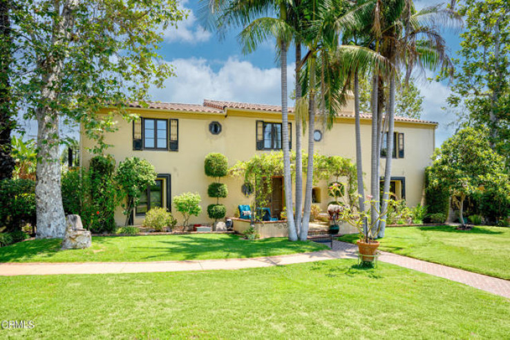 Residential Home in Pasadena (NW)