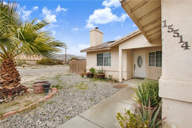 4 Bed Home to Rent in Desert Hot Springs, California