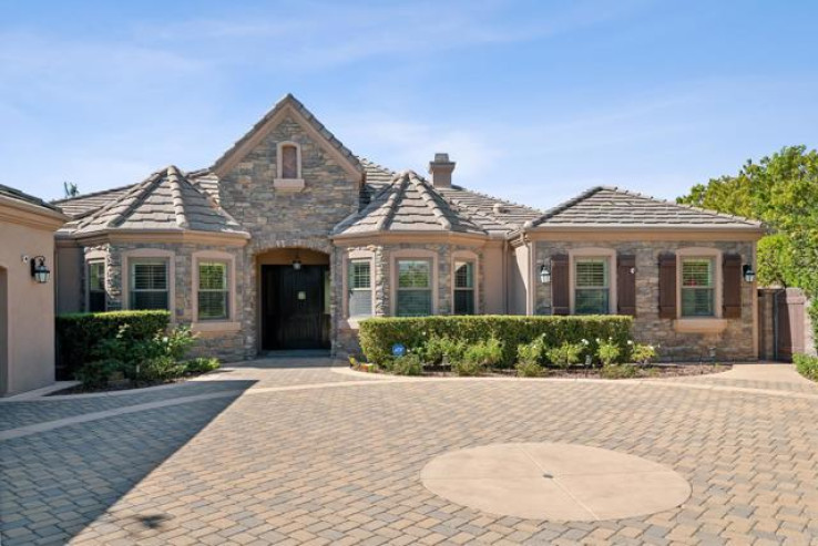 Residential Home in Rancho Bernardo