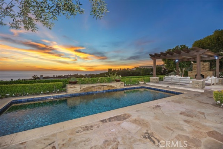 Residential Home in Crystal Cove