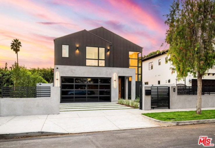 Residential Home in Westwood - Century City