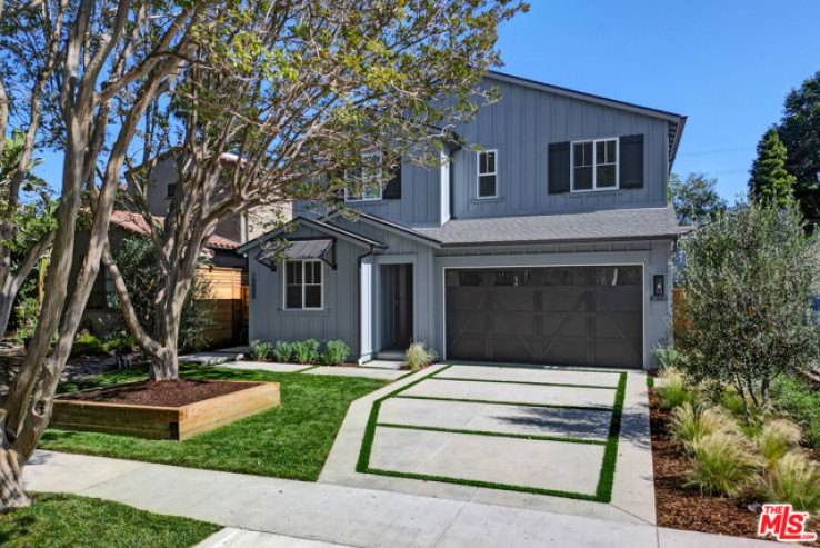 4 Bed Home for Sale in Toluca Lake, California