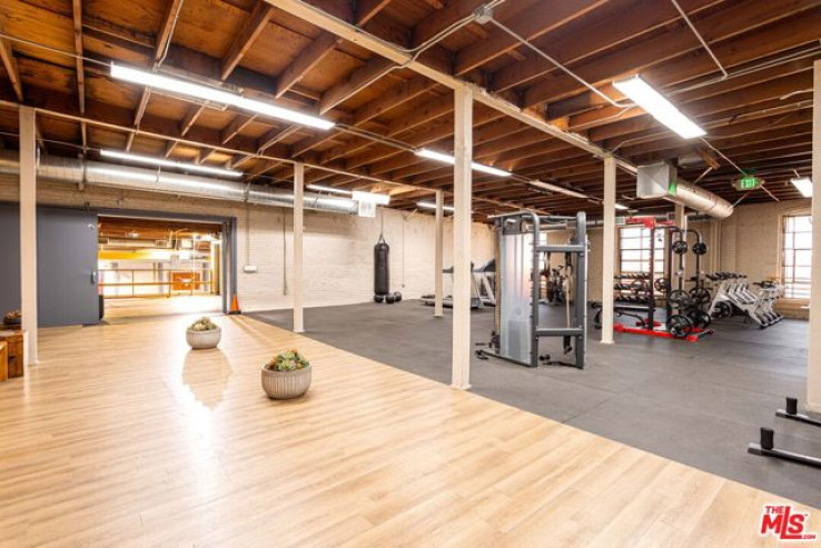  Commercial for Sale in Los Angeles, California