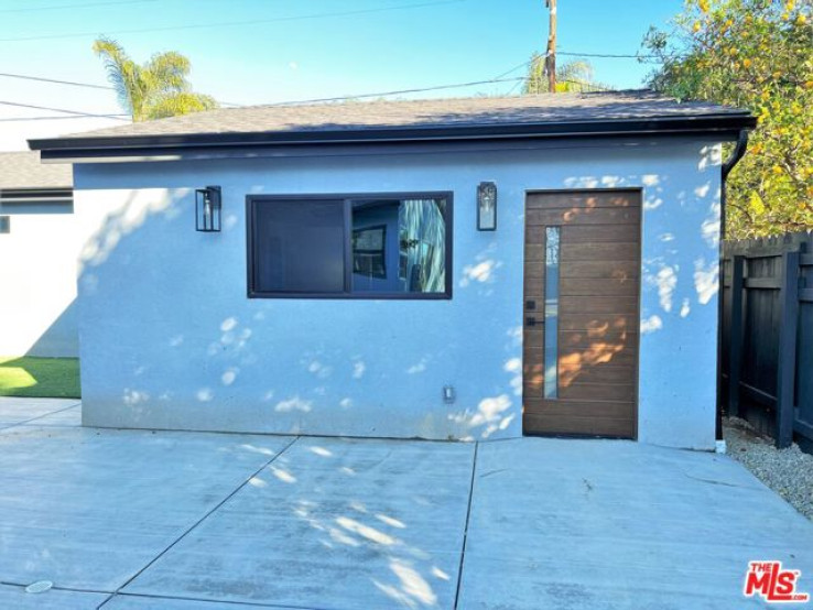 3 Bed Home to Rent in Van Nuys, California