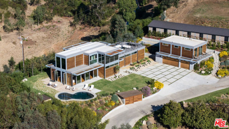 6 Bed Home for Sale in Malibu, California