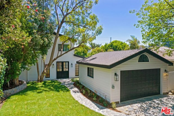 5 Bed Home to Rent in Studio City, California