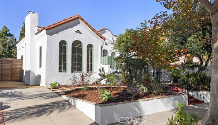 Residential Home in Hancock Park-Wilshire