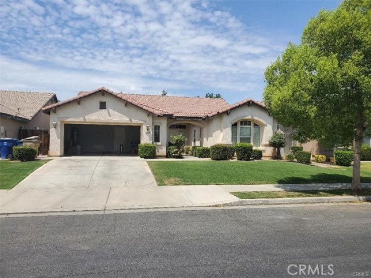 3 Bed Home to Rent in Bakersfield, California