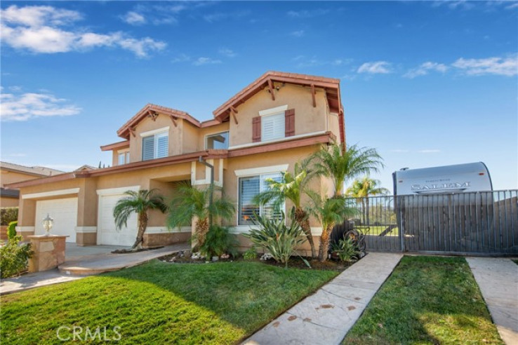 5 Bed Home to Rent in Saugus, California