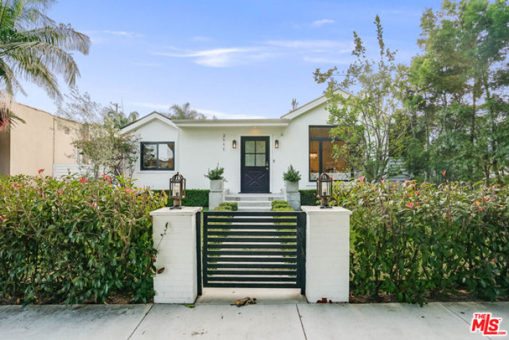 5 Bed Home for Sale in Los Angeles, California