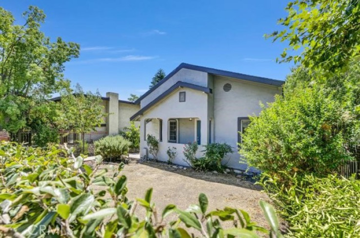 Residential Home in La Crescenta/Glendale Montrose & Annex