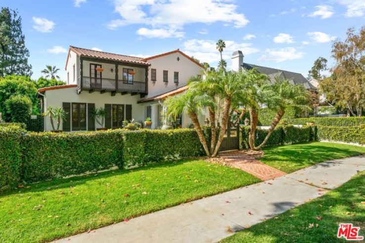 4 Bed Home for Sale in Los Angeles, California