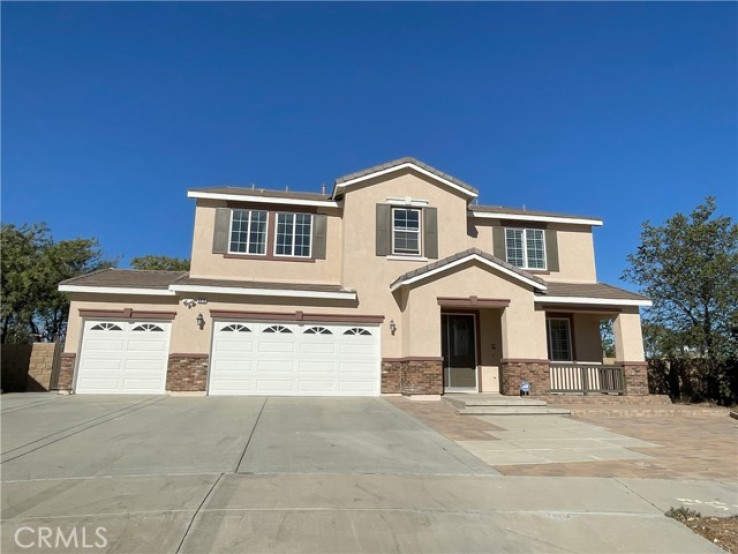 6 Bed Home to Rent in Eastvale, California