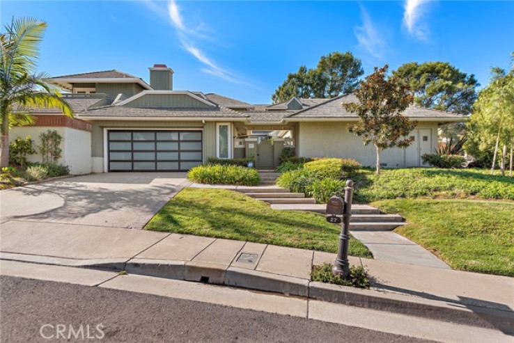 4 Bed Home for Sale in Newport Beach, California