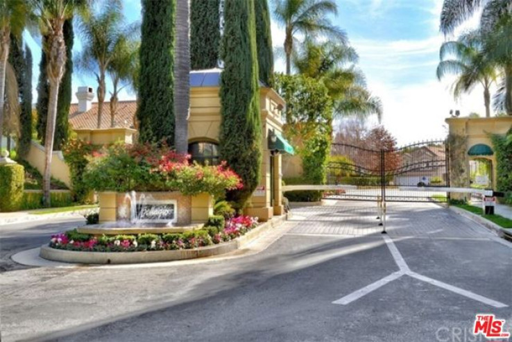 Residential Lease in Calabasas