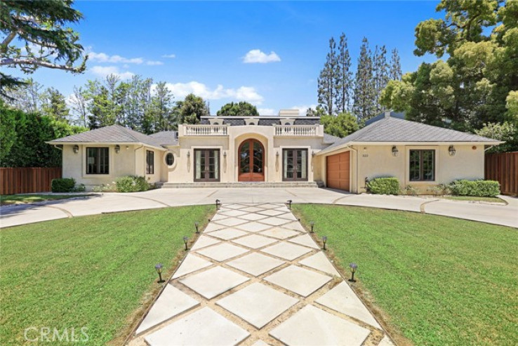 5 Bed Home for Sale in Pasadena, California