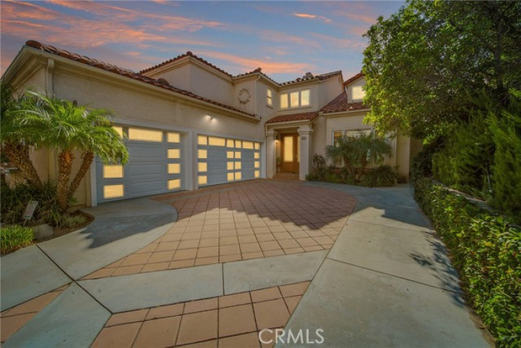 Residential Home in La Crescenta/Glendale Montrose & Annex