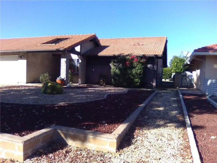 2 Bed Home to Rent in Hemet, California