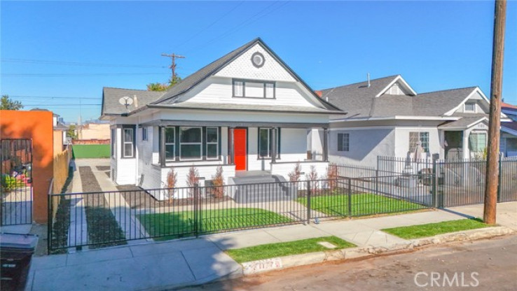 4 Bed Home for Sale in Los Angeles, California