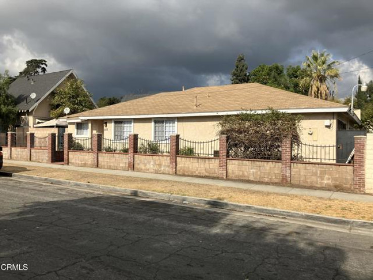 3 Bed Home to Rent in Azusa, California