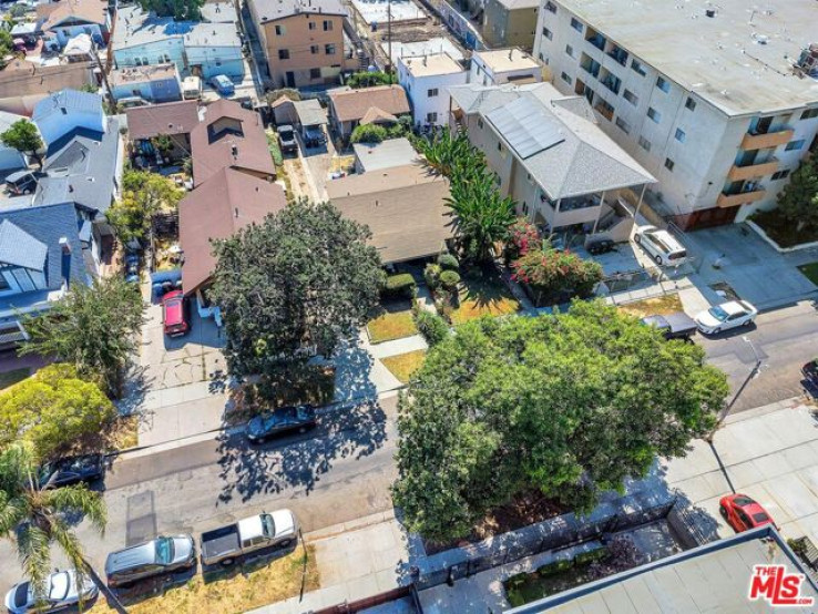  Income Home for Sale in Los Angeles, California