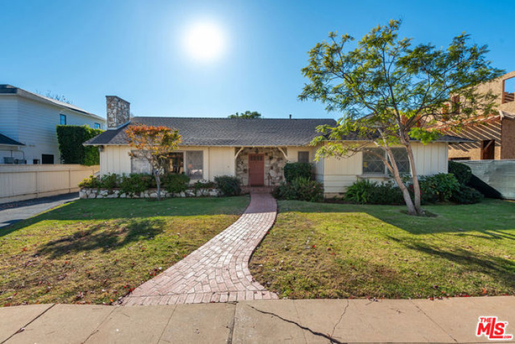 4 Bed Home for Sale in Pacific Palisades, California