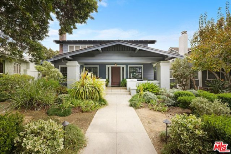 4 Bed Home for Sale in Los Angeles, California