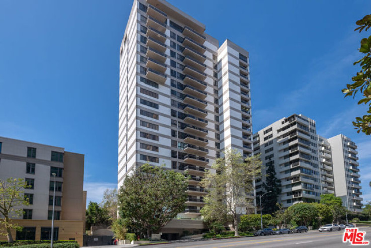 Residential Home in Westwood - Century City