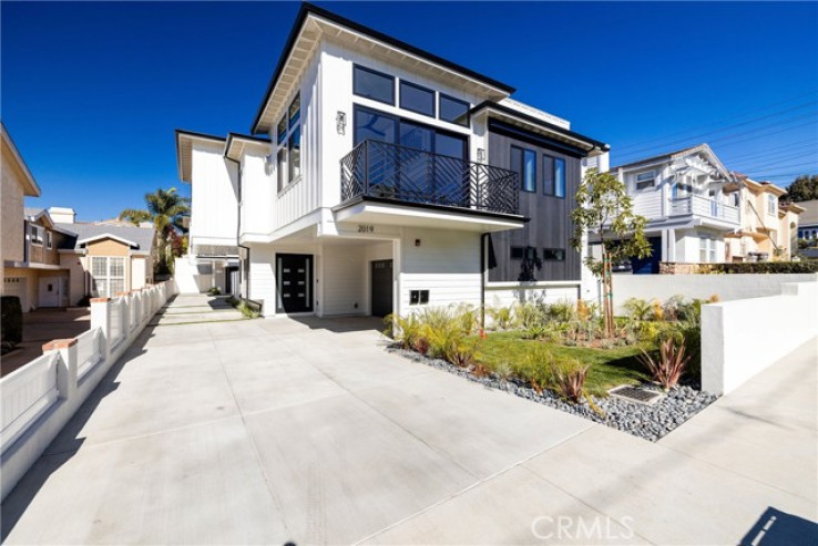 4 Bed Home for Sale in Redondo Beach, California