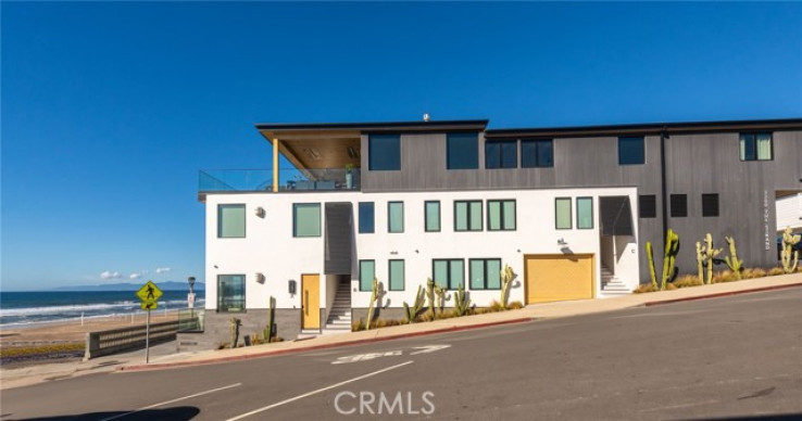 Residential Lease in Manhattan Bch Sand