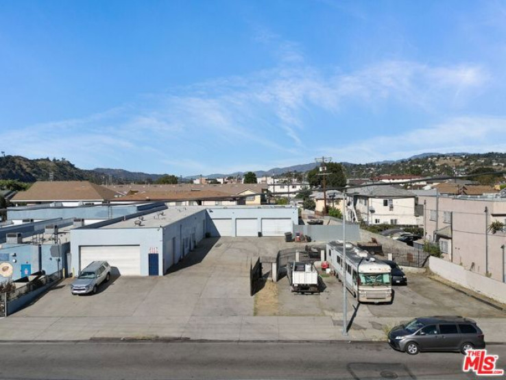  Commercial for Sale in Los Angeles, California