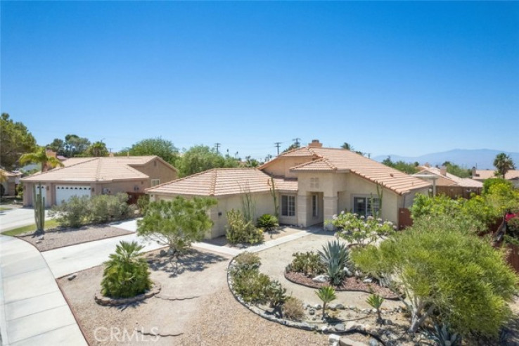 4 Bed Home to Rent in Desert Hot Springs, California