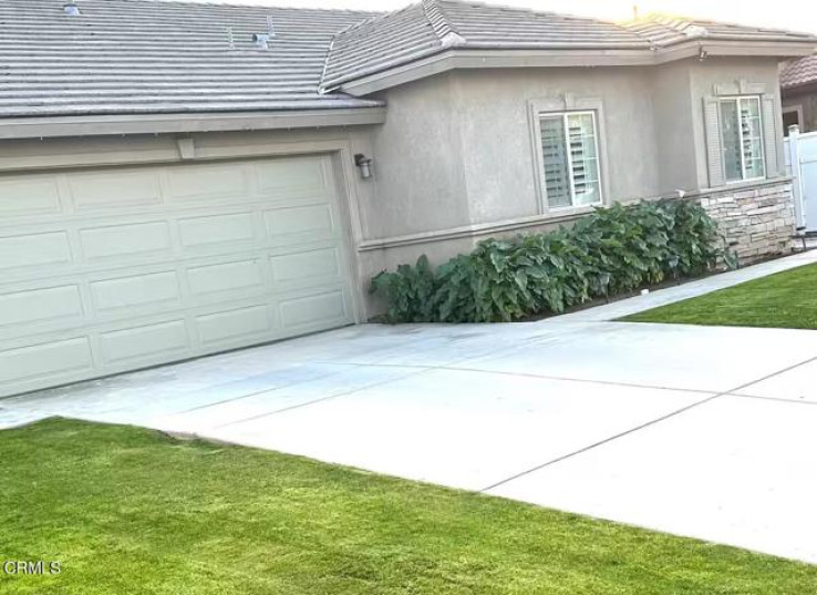 4 Bed Home to Rent in Bakersfield, California