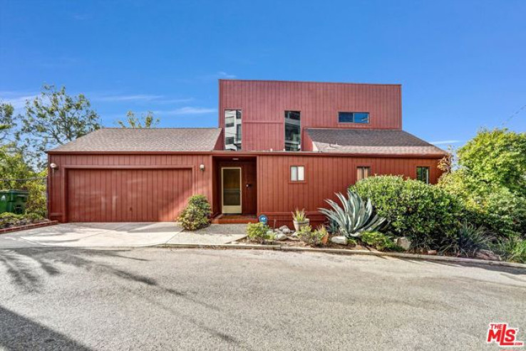 Residential Home in Los Feliz