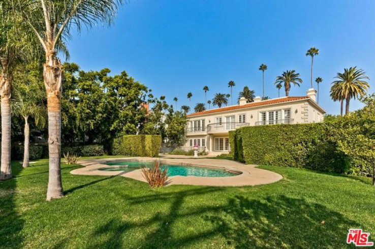 6 Bed Home for Sale in Beverly Hills, California