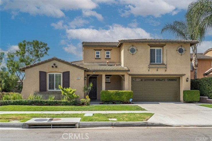 5 Bed Home to Rent in Chino, California