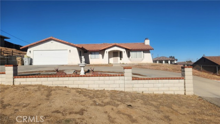 3 Bed Home to Rent in Hesperia, California