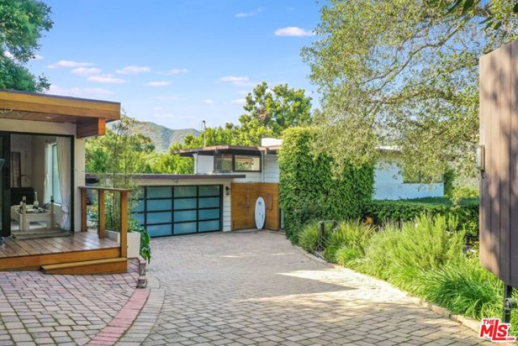 4 Bed Home for Sale in Malibu, California