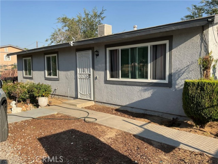 3 Bed Home to Rent in Victorville, California