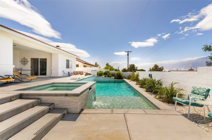 4 Bed Home to Rent in Desert Hot Springs, California