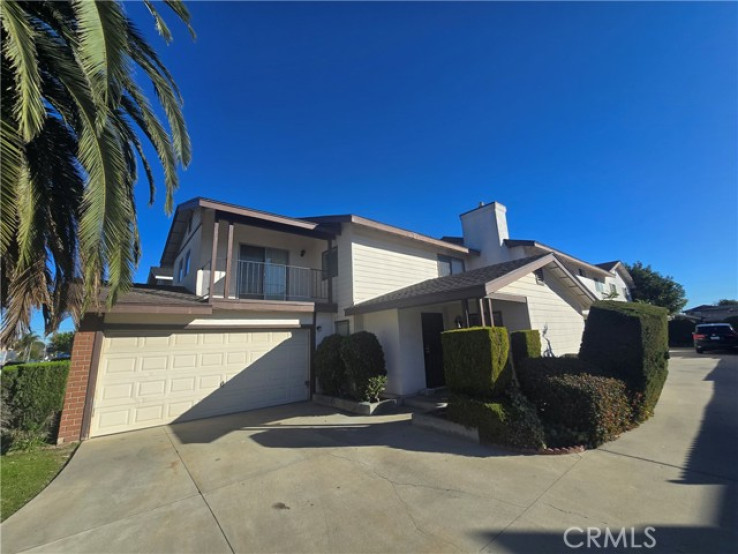 3 Bed Home to Rent in Huntington Beach, California