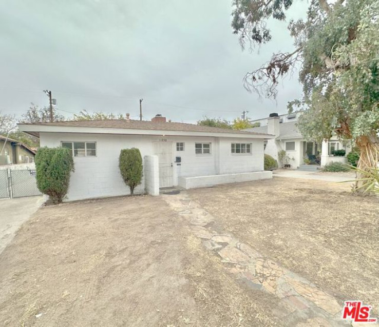 2 Bed Home to Rent in North Hollywood, California