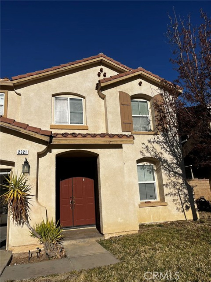 4 Bed Home to Rent in Palmdale, California