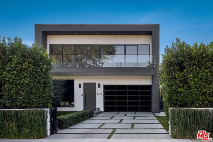 6 Bed Home for Sale in Los Angeles, California