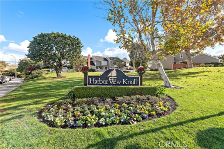 3 Bed Home to Rent in Newport Beach, California