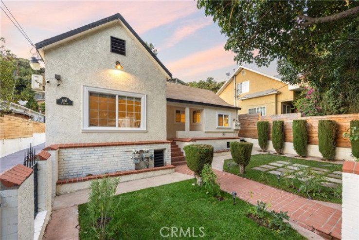 6 Bed Home for Sale in Los Angeles, California