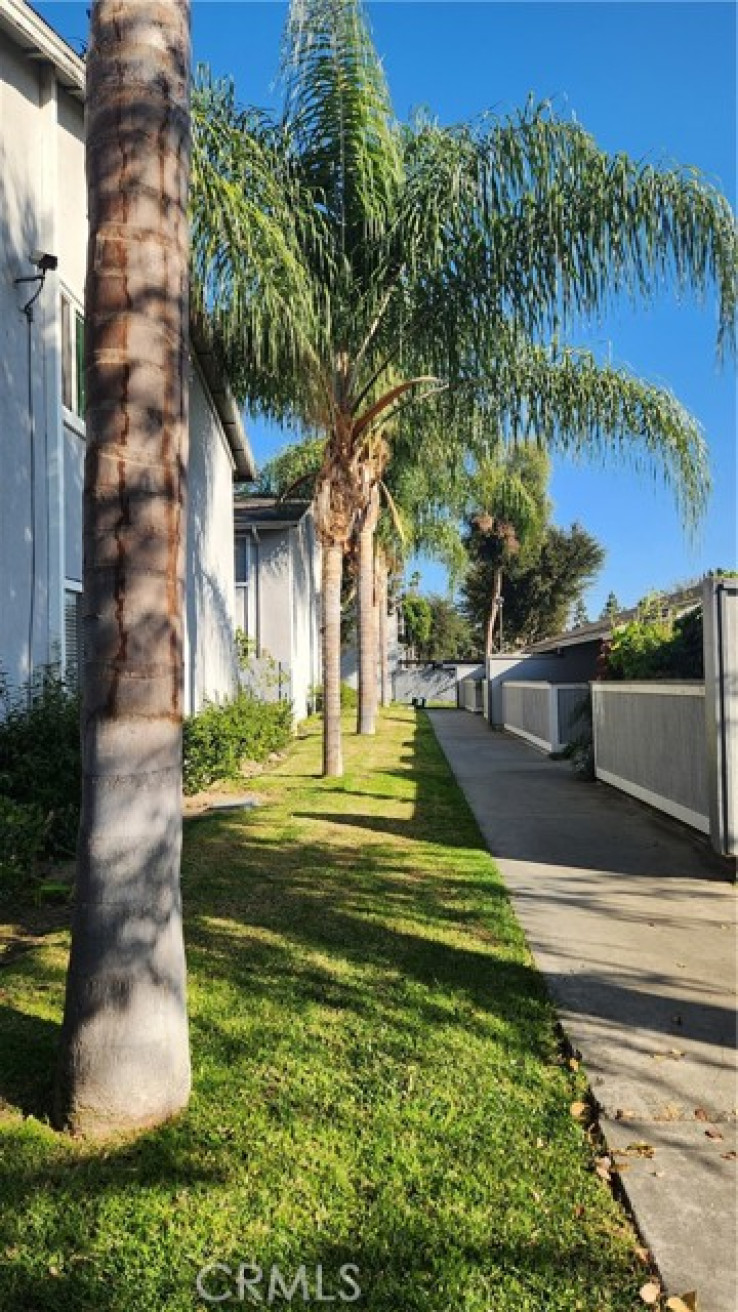 2 Bed Home to Rent in Anaheim, California