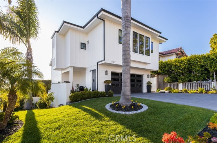 Residential Home in Laguna Village