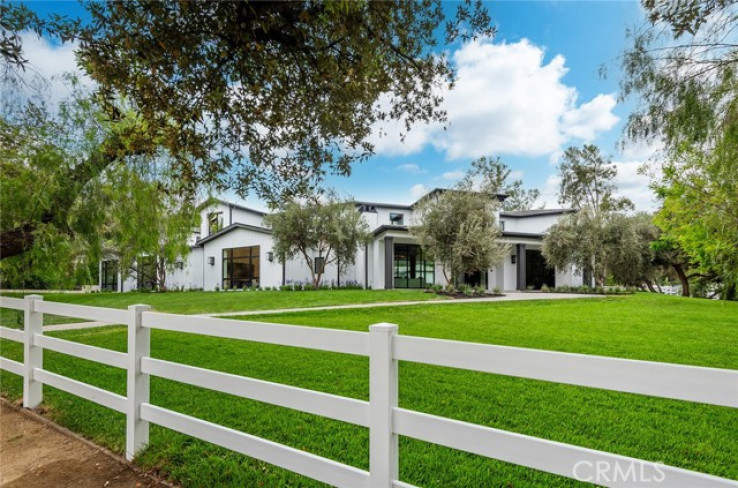 7 Bed Home for Sale in Hidden Hills, California