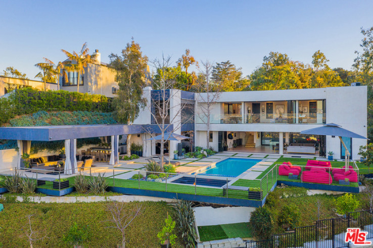 Residential Lease in Sunset Strip - Hollywood Hills West